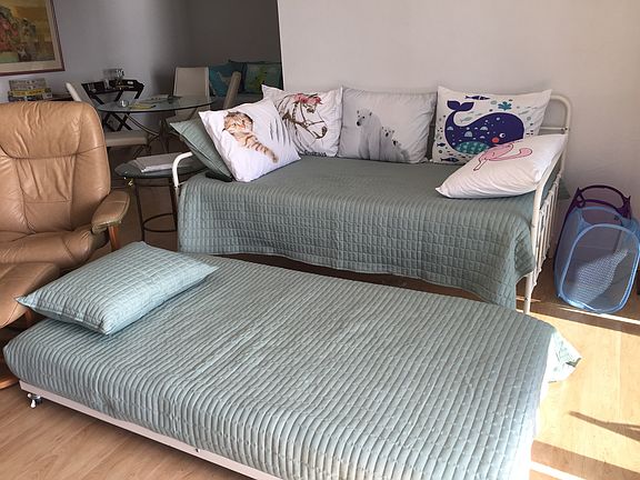 Day bed (one of two)