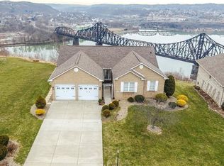 303 Shirley Dr, Monaca, PA 15061