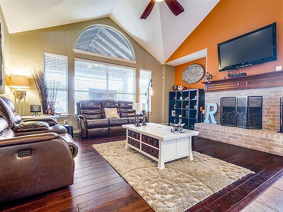 5th image of 2505 Cantura Dr