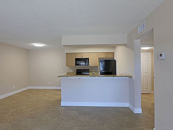 2nd image of 5325 Summerlin Rd #2508