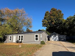 2707 East St, Niles, MI 49120