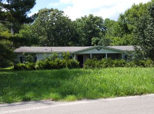 4538 Southside Rd, Southside, TN 37171