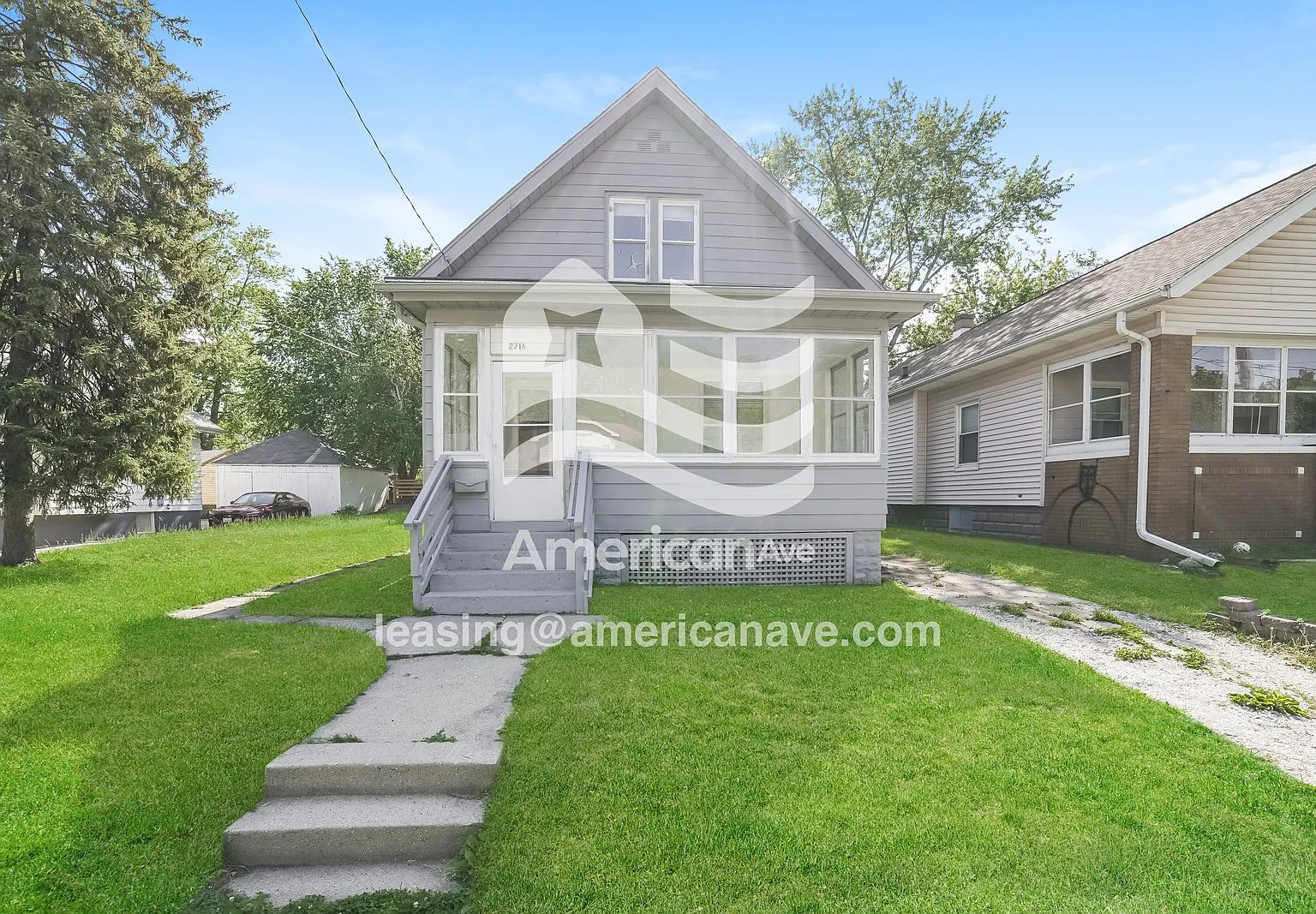 3 bed, 1.0 bath, 1362 sqft, $997 — Photo 2