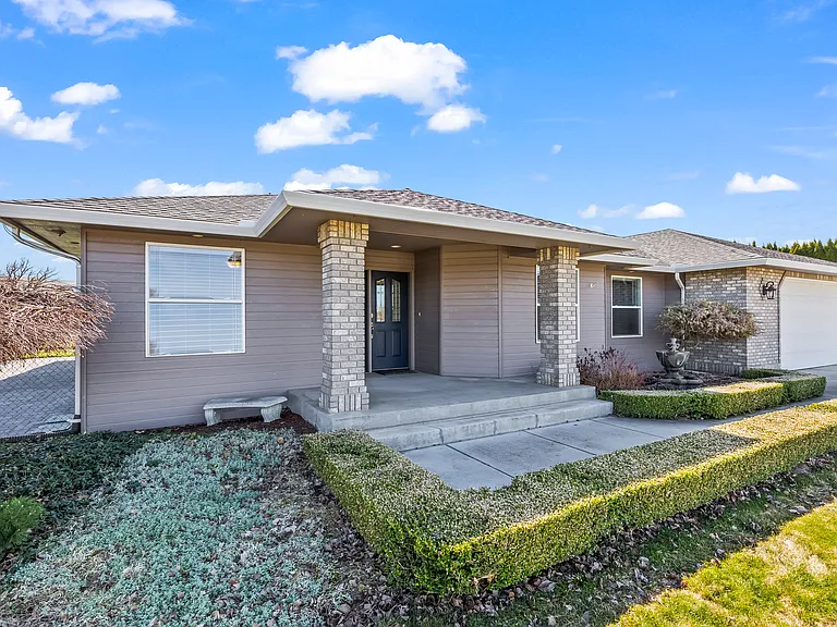 7700 Ryegrass Rd — Photo 3