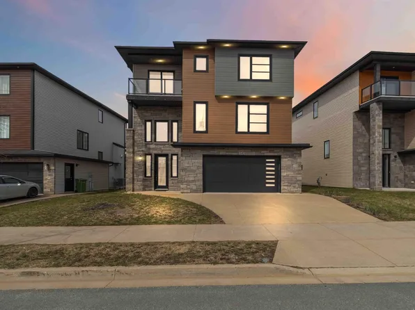 385 Starboard Dr, Halifax, NS B3M 0L5