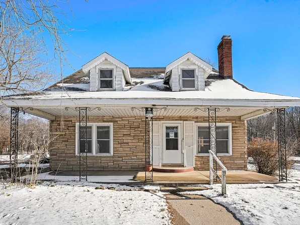 57409 N Main St, Three Rivers, MI 49093