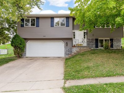 1041 Hutton Hill Dr, Marion, IA, 52302