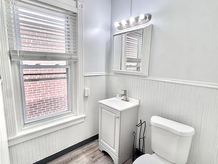 1410 W Turner St #2 — Photo 9