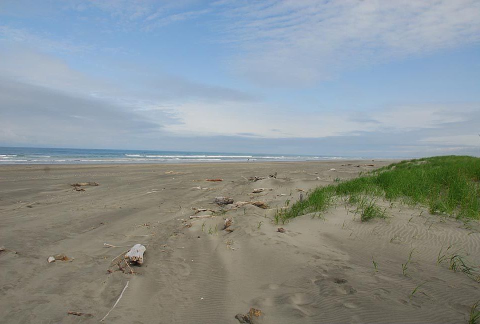 60 FEET OF WATERFRONT!!!!!! OCEAN FRONT PROPERTY