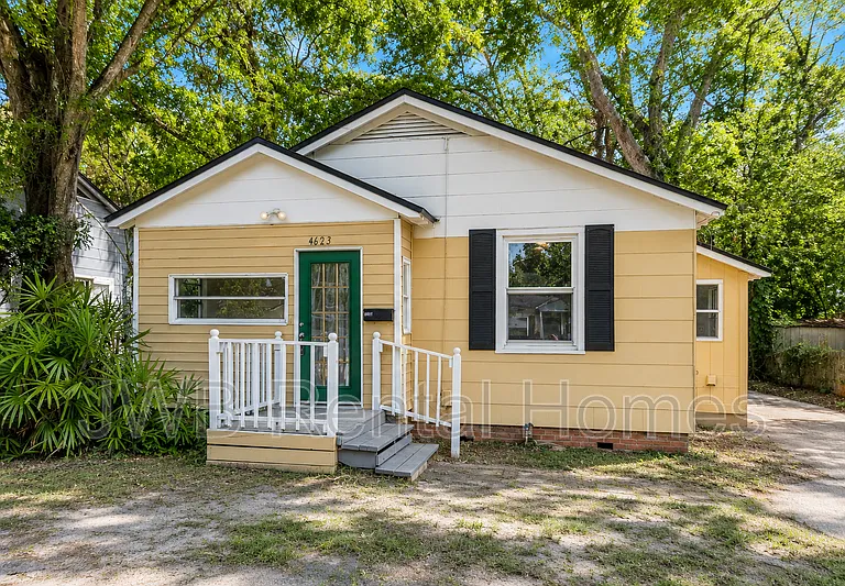 4623 Hercules Ave — Photo 1