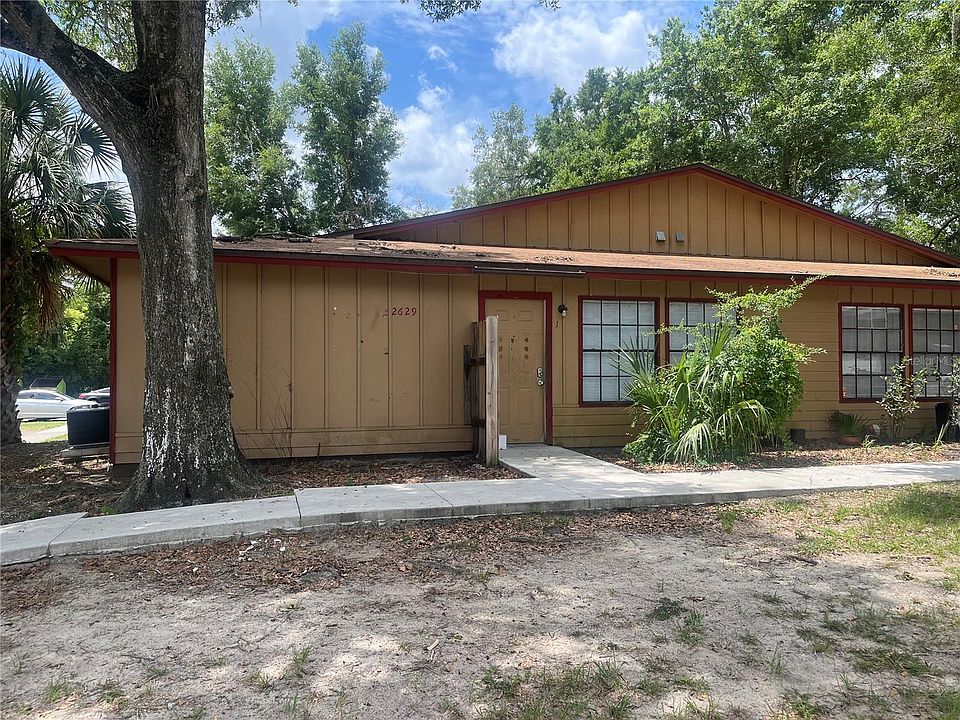 1st image of 2629 SW 31st Pl Unit 1