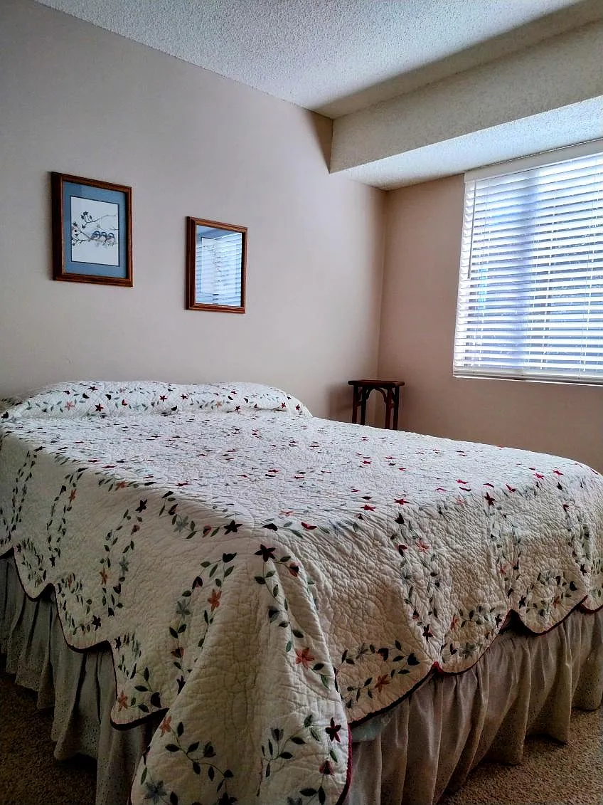 600 Manhattan Dr — Photo 1