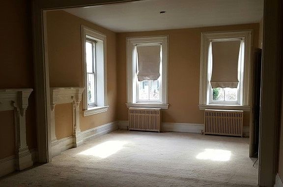 Additional Living Room