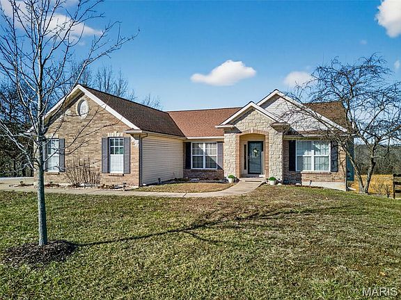 2nd image of 113 Bridlespur Ct