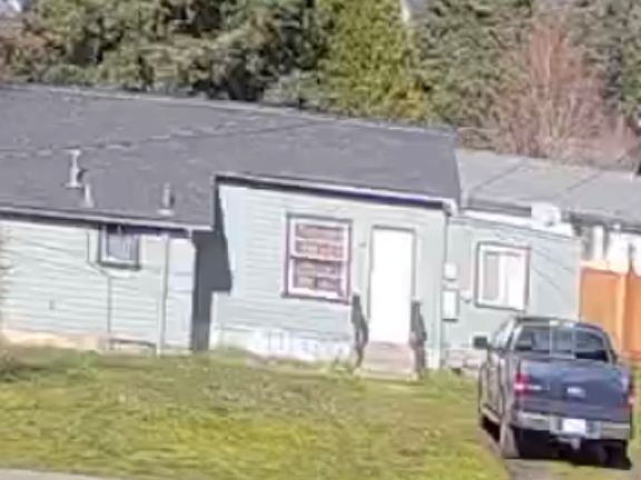 3rd image of 211 1/2 E Main St Unit B