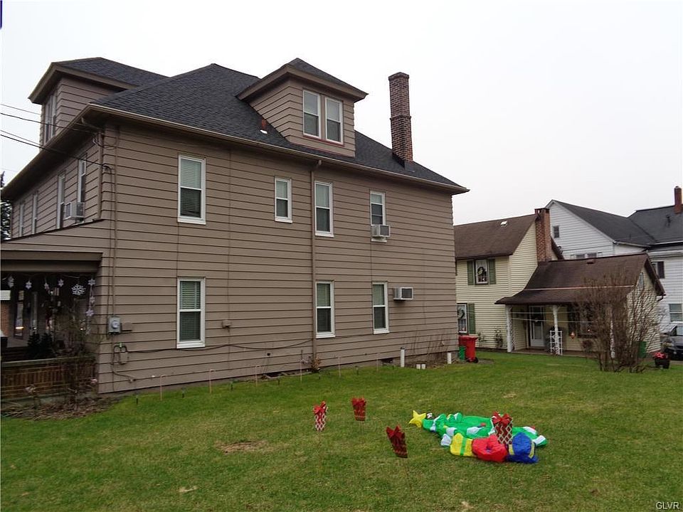 2nd image of 102 N Walnut St