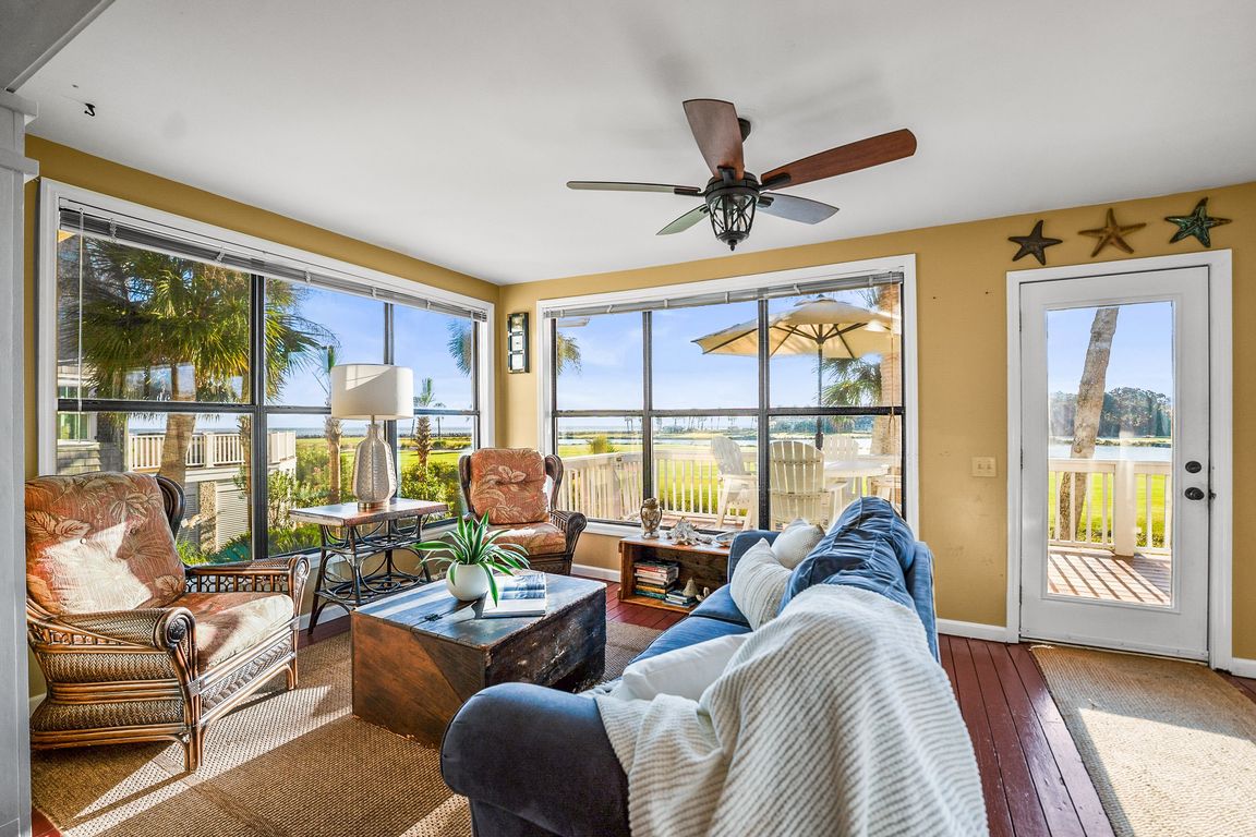 next background image