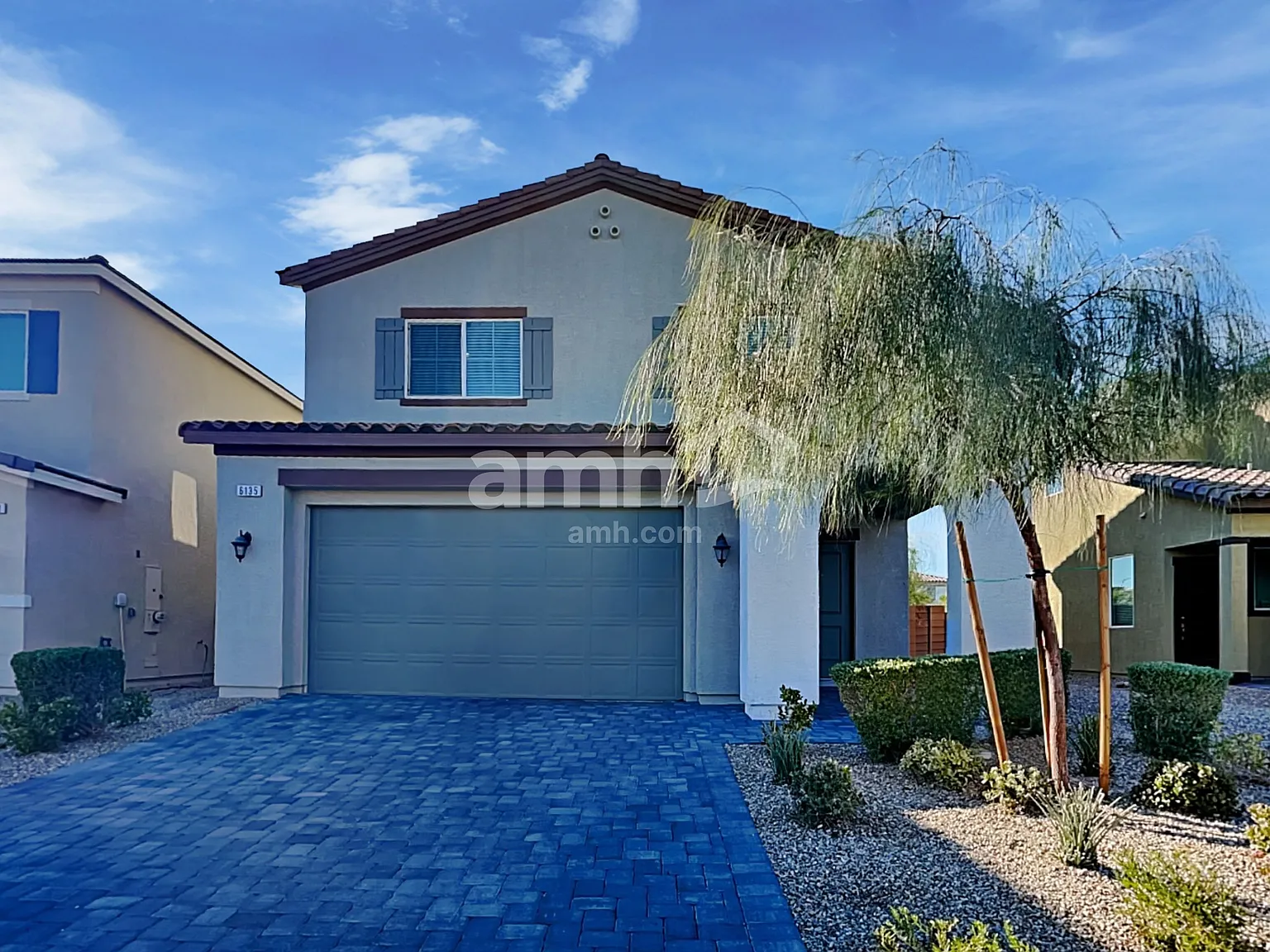4 bed, 2.5 bath, 2157 sqft, $2,550 — Photo 1