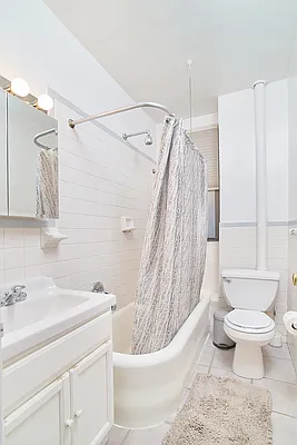 Rented by Living New York | media 11