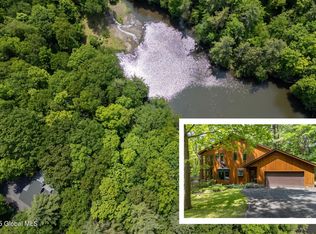 215 Mineral Springs Rd, Melrose, NY 12121