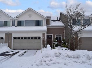 36 Woodthrush Cir, South Burlington, VT 05403