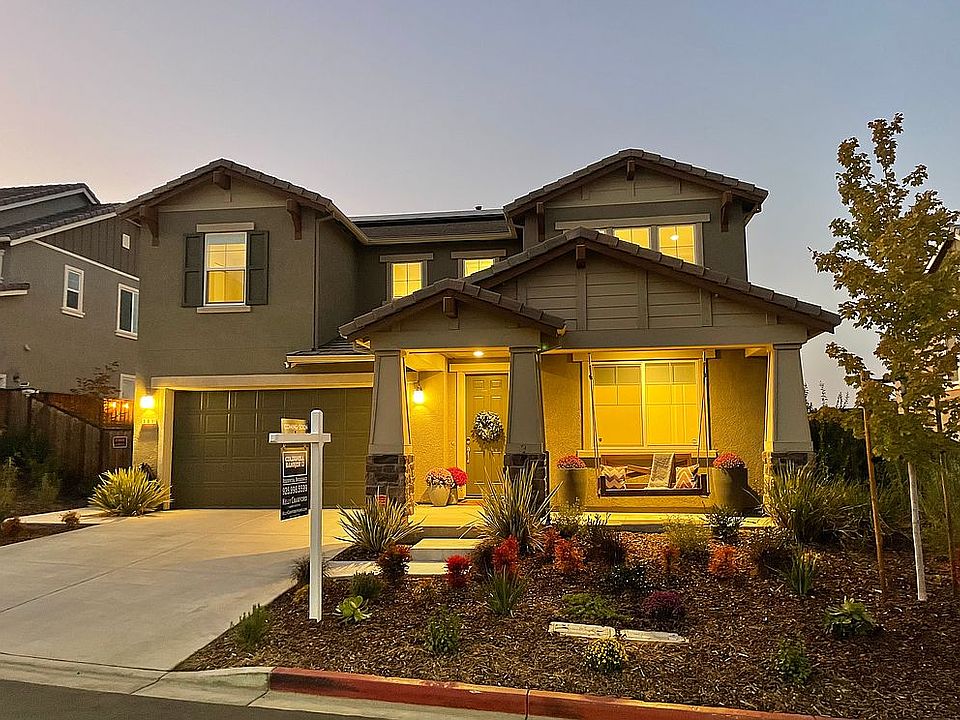 2nd image of 531 Tananger Heights Ln