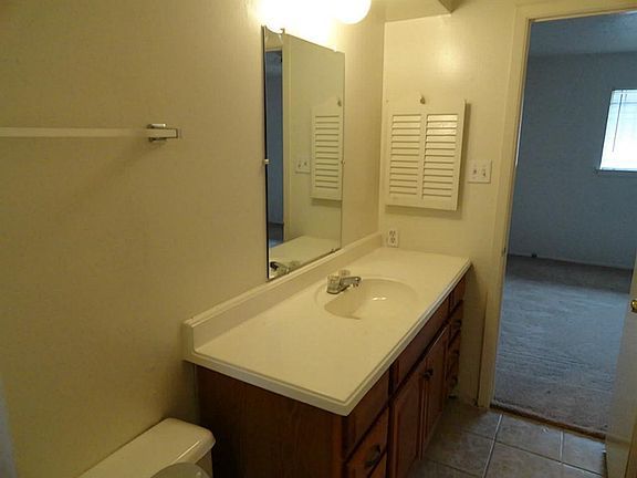 3rd image of 6630 W Fuqua Dr