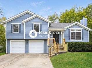 606 Canter St, Raymore, MO 64083
