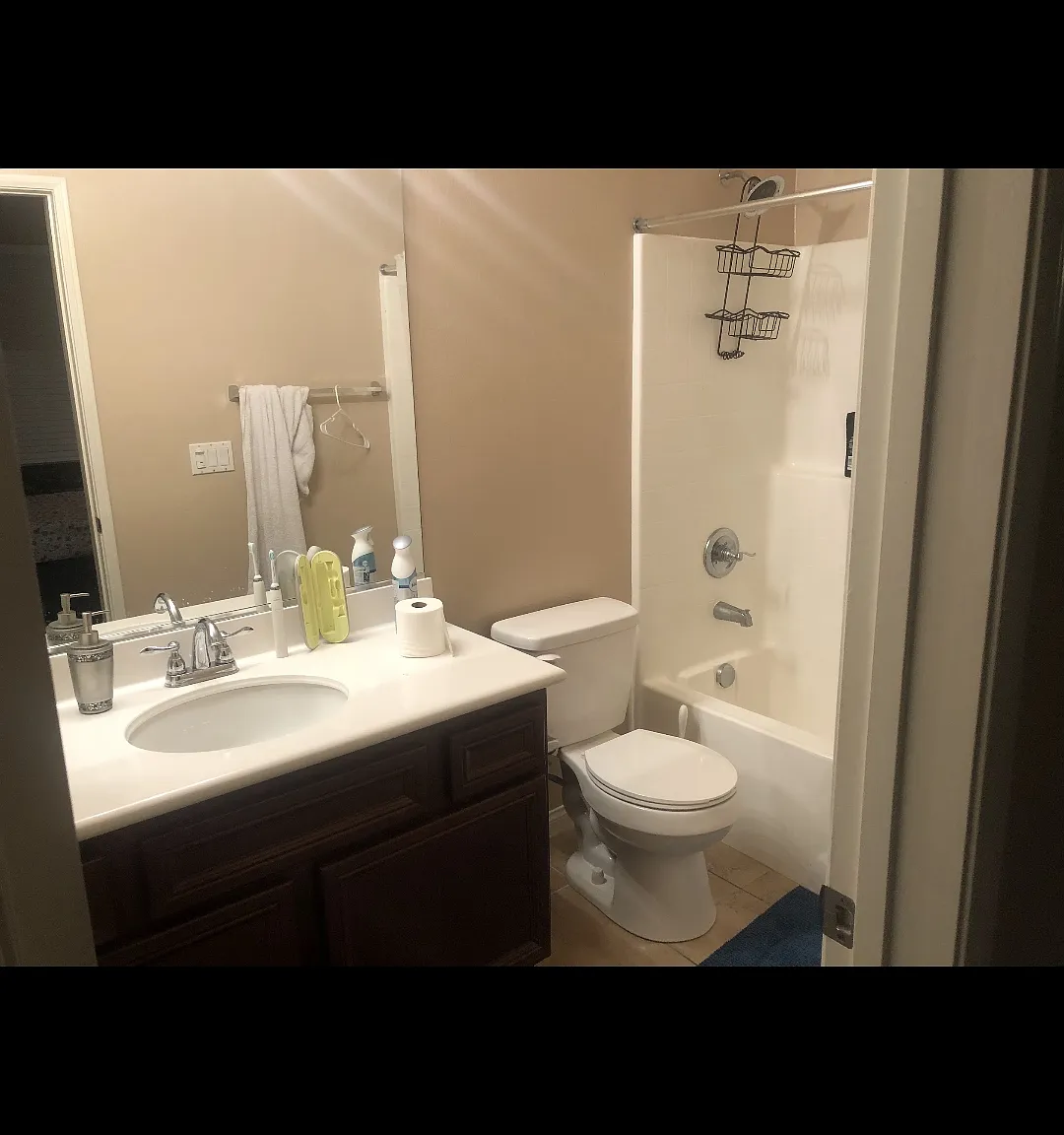 3 bed, 1616 sqft, $1,200 — Photo 3