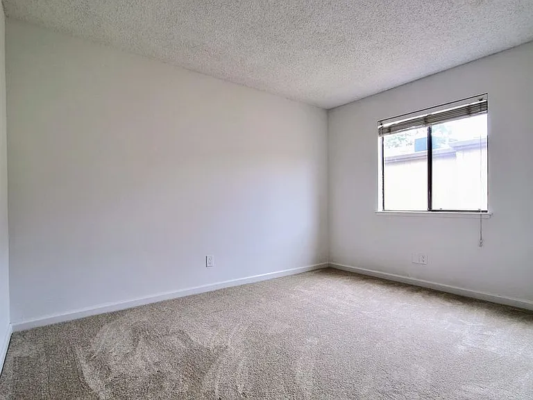 14575 S Bascom Ave — Photo 26