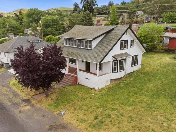 826 E 15th St, The Dalles, OR 97058