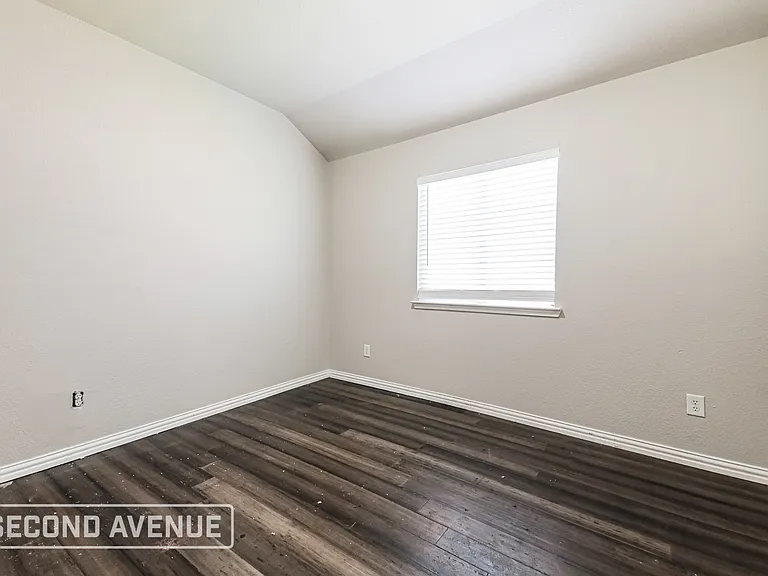 2121 Juniper Dr — Photo 11