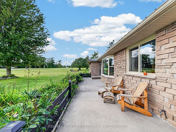 3rd image of 513 County Road 12