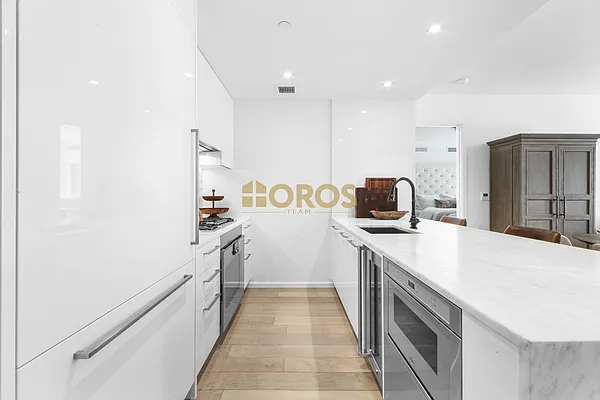 Rented by City Connections Realty | media 26