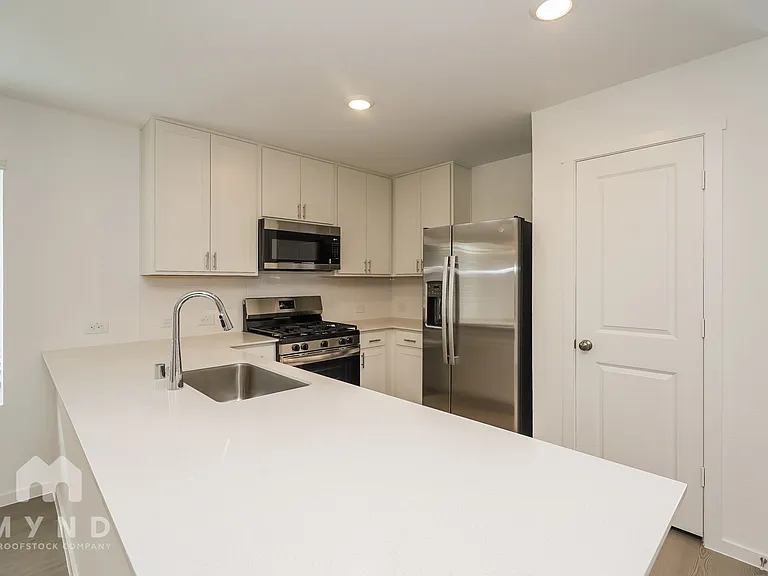 2728 River Knoll Ln — Photo 13