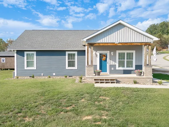 2302 Serenity Ct, Kingsport, TN 37665