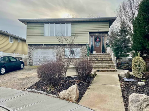 309 Julianne Ter, Secaucus, NJ 07094