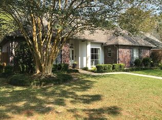 18500 Plantation Blvd, Prairieville, LA 70769