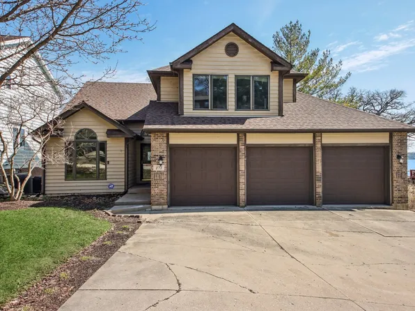 171 Waltonian Ter, Fox Lake, IL 60020