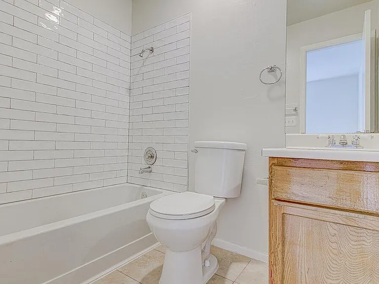 8202 W Gate Blvd #A — Photo 18