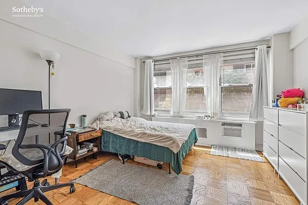 Rented by Sotheby's International Realty | media 9