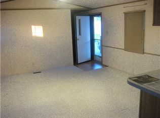 855 E Lake St TRLR 14, Lake Mills, WI 53551