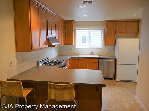 3rd image of 12532 B 26th Ave NE