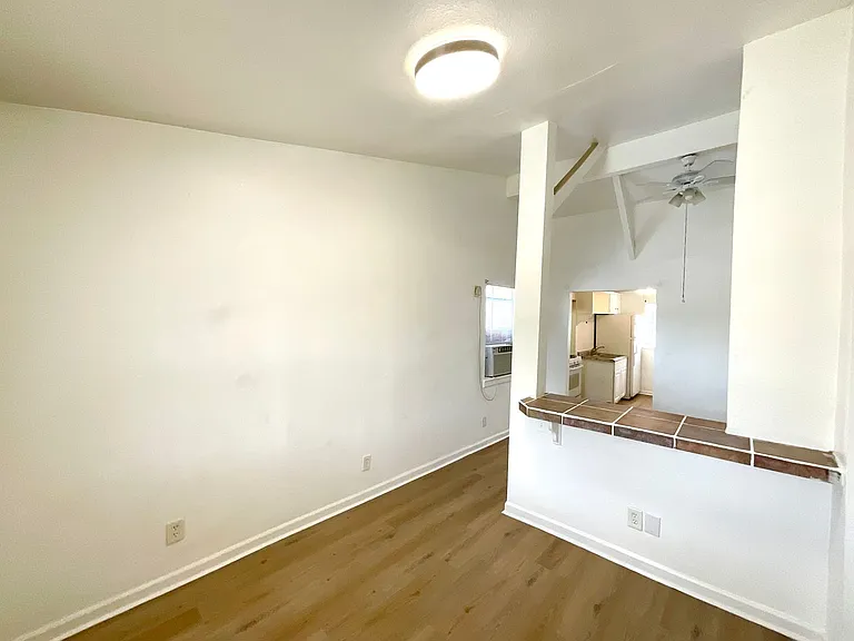 602 Lovett Ave — Photo 3
