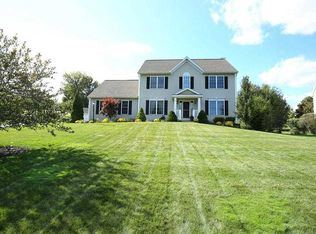 19 Danforth Rd, Mechanicville, NY 12118