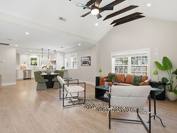 4th image of 303 Woodland Shores Rd