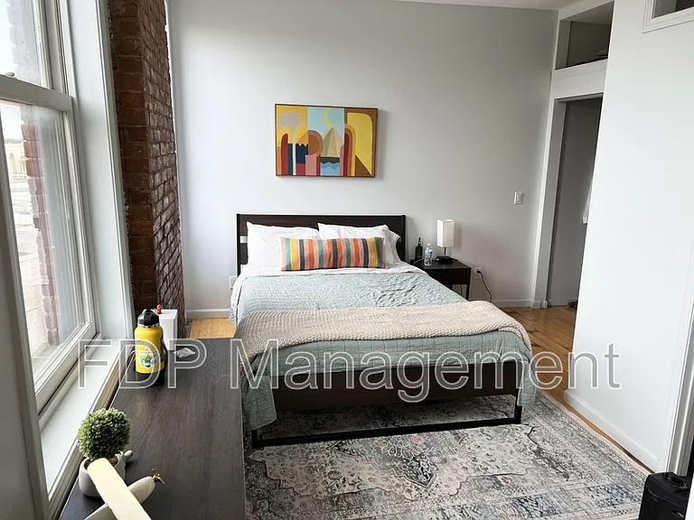 480-488 E Main St #419 — Photo 4