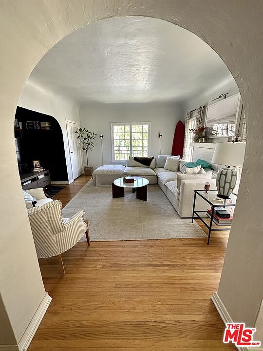 2nd image of 507 1/2 N Spaulding Ave