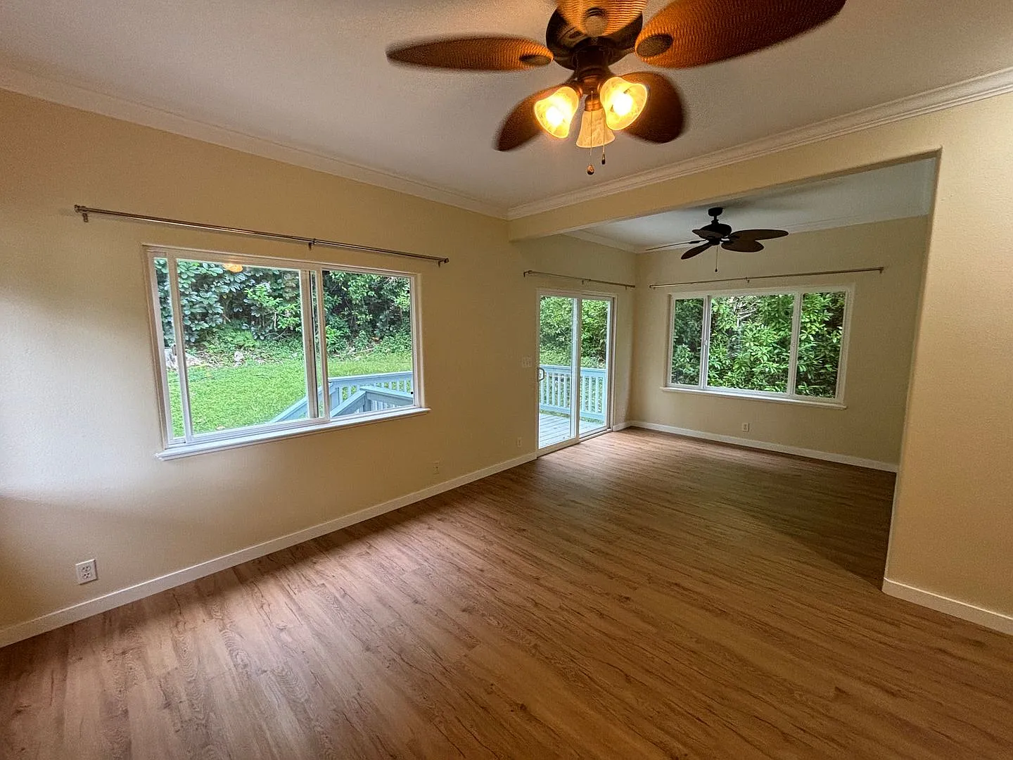 Beautiful 4-Bedroom Home in the Heart of Ahuimanu — Photo 1