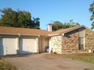 6301 Sunnybrook Dr, Watauga, TX 76148